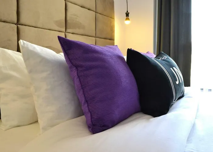 Jn Boutique 4*